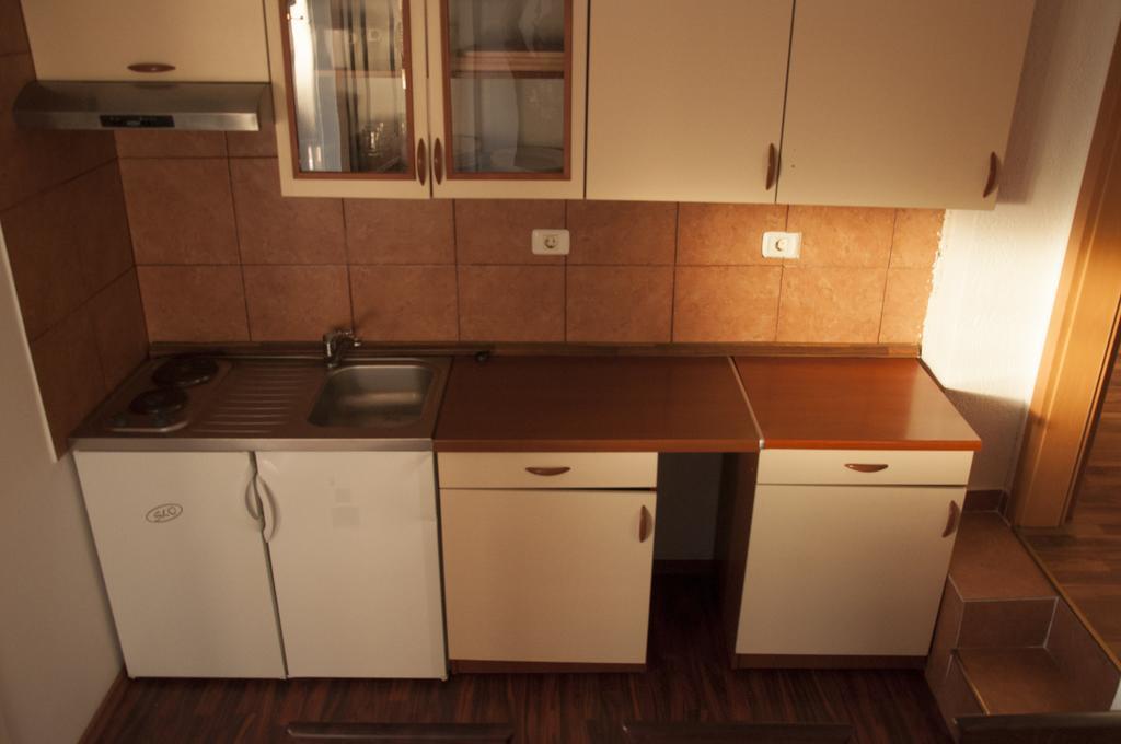 Beli Kriz Appartement *