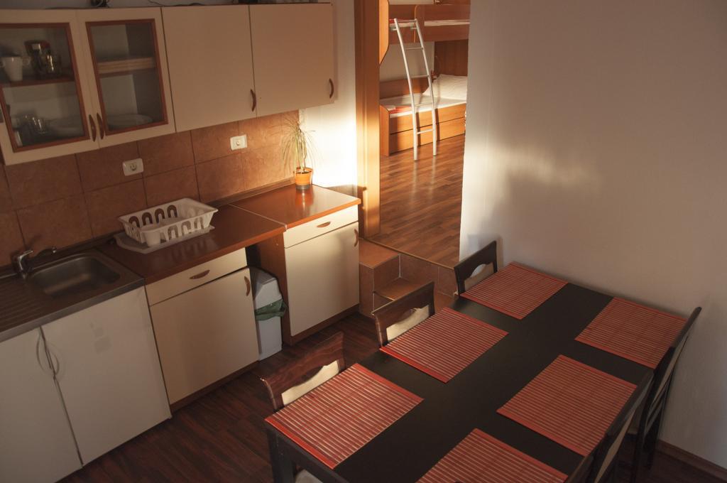 Beli Kriz Apartma Piran